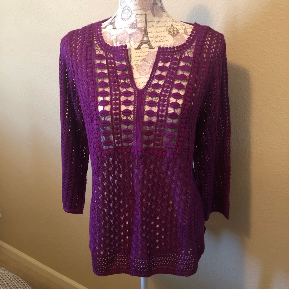 NWT soft cotton lightweight Summer sweater in size 2 or Large. Magenta color.